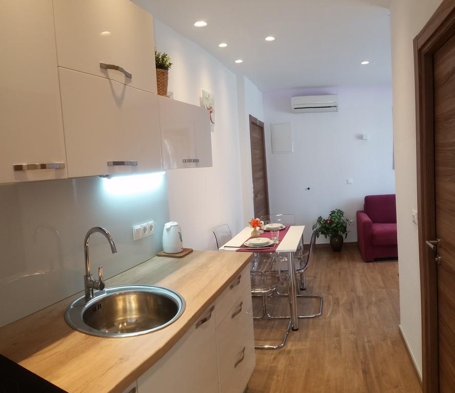Apartments Ursic Mb Brela Exterior photo